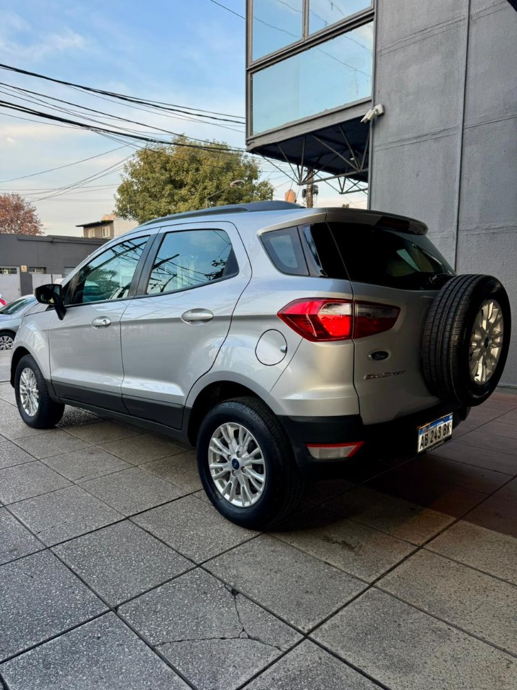 Ford EcoSport SE — foto 6